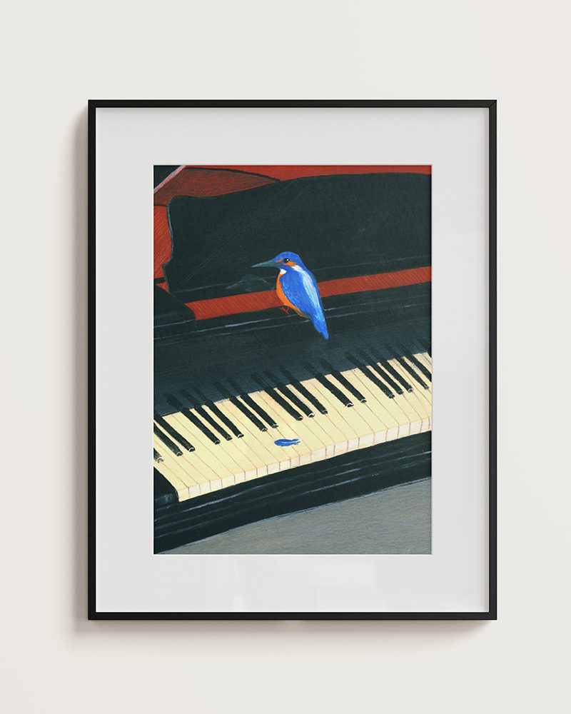  'Maria' Ritratto illustrato di un martin pescatore su pianoforte